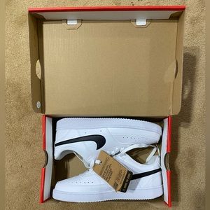 BRAND NEW - Size 8.5 Nike court visions - NEVER WORN